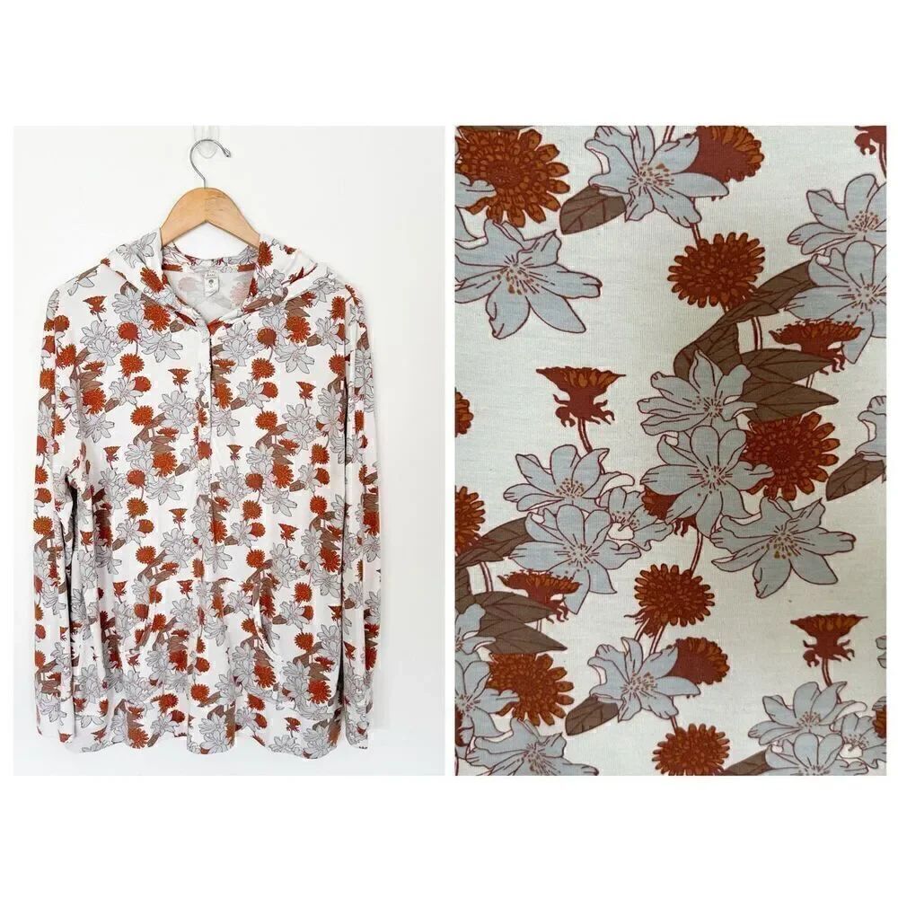 Kate Quinn Women’s Blue Rust Retro Floral Bamboo Blended 1/4 Button Hooded Top